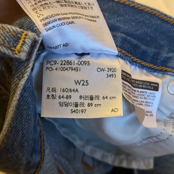 VINTAGE Levi’s Wedgie Jeans - Picture 11 of 11